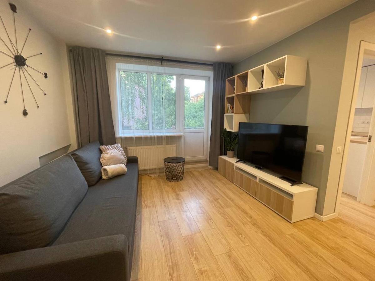 Modern 1Br Haven Near Two Parks Apartment Riga Exterior photo